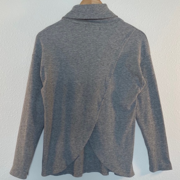 NWT Eri + Ali Anthropologie Cowl Neck Turtleneck Long Sleeve Top Split Back XS - Picture 3 of 8